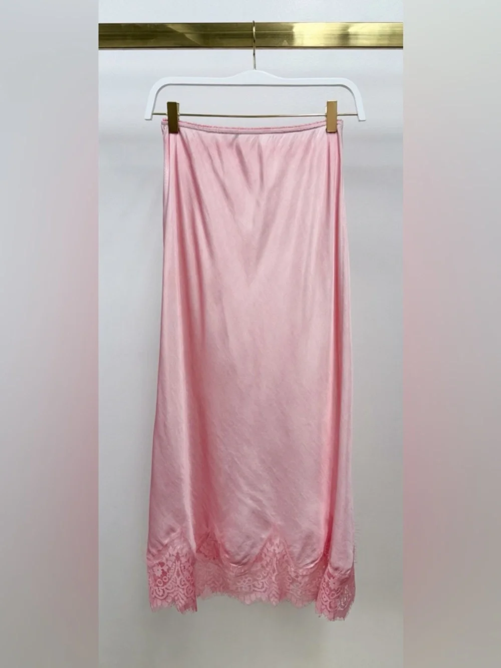 (235132/6292-COTT) VISCOSE MAXI SKIRT WITH LACE HEM - Picture 1 of 6